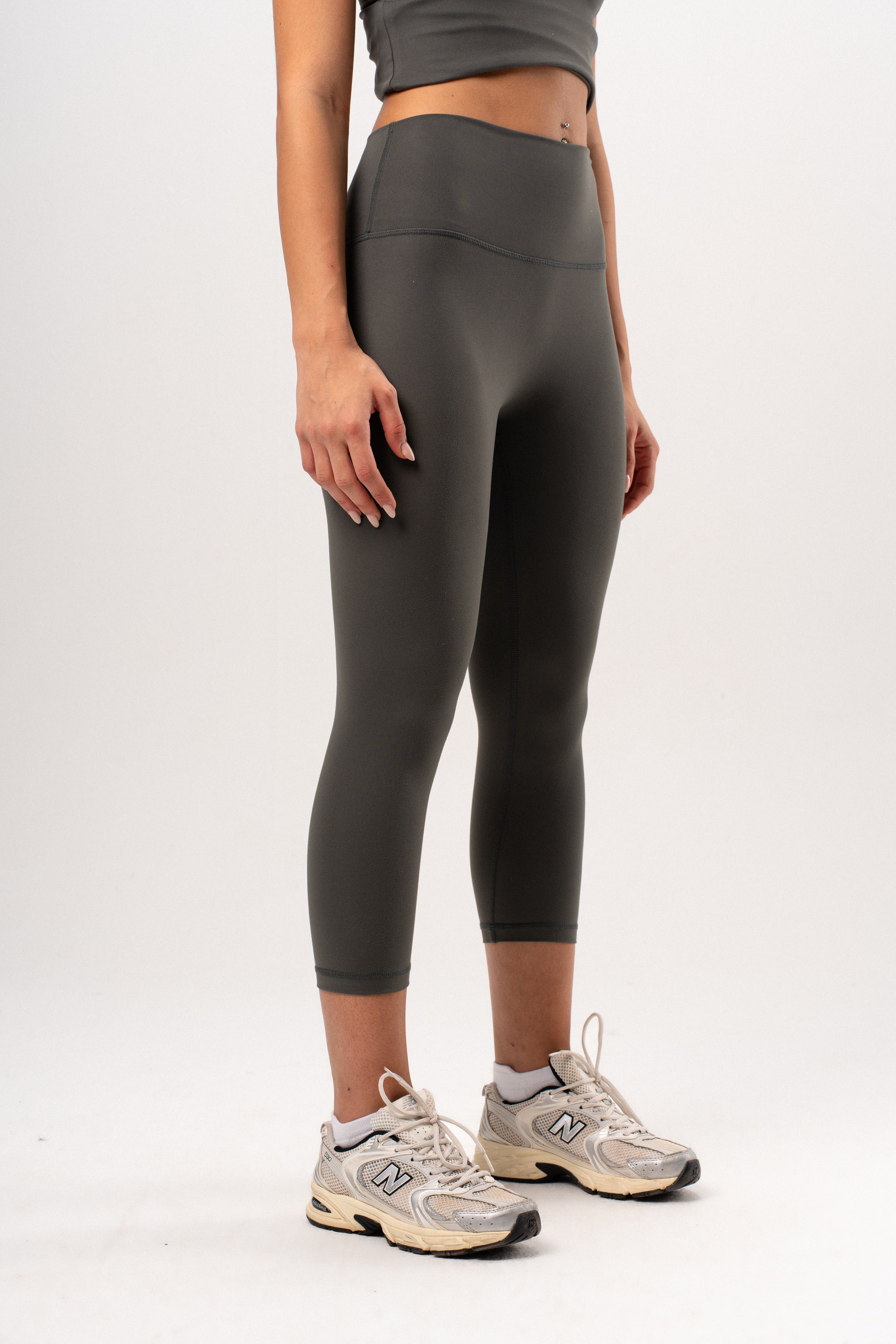 Sculpt High Waist Capri